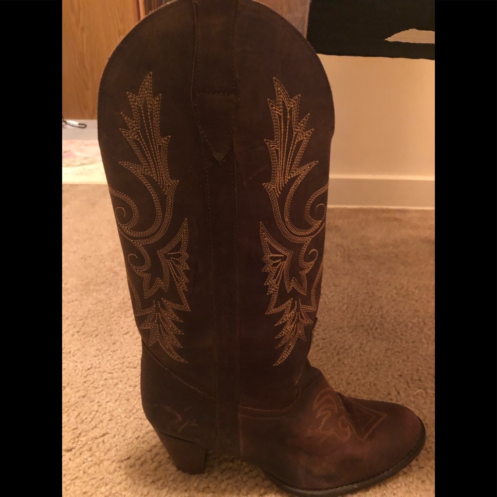 💋4 item/$20💋 Heeled leather boots